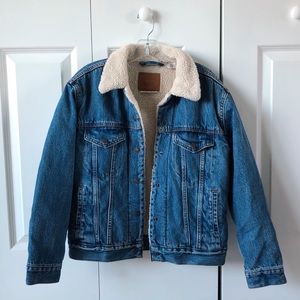 Levi’s Denim Sherpa Trucker Jacket